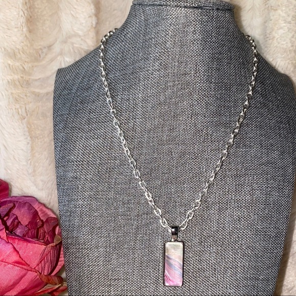 Hand painted Abstract Acrylic fluid pour art bezel pendant necklace silver pink - Picture 4 of 5